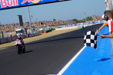 La alegría de Jorge Martín tras vencer en el sprint de Misano