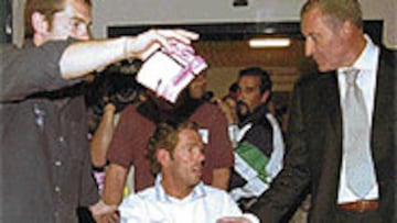 Mario en una silla de ruedas.