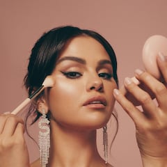 Selena Gomez shares mascara tip that’s gone viral