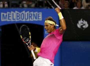 Rafa Nadal venció a Dudi Sela (1-6, 0-6, 5-7) en el Abierto de Australia.