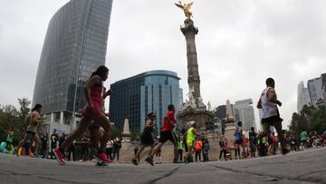 La edición 35 del Maratón de la Ciudad de México terminó con victoria de la peruana Gladys Tejeda, en la rama femenil, y del etíope Fikadu Kebede, en la varonil. Tejeda. Ambos atletas se llevaron $550,000 de premio; Tejeda terminó la prueba con un tiempo de dos horas, 36 minutos y 16 segundos y Kebede cronometró dos horas, 17 minutos y 28 segundos. 40,000 corredores formaron parte de esta fiesta.