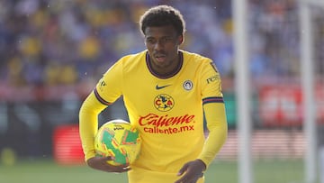 Javairo Dilrosun bloquea el deseo del América