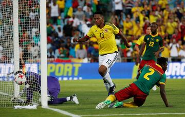 Colombia muestra buen fútbol ante Camerún