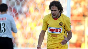 El volante argentino, ex de América, Necaxa y la selección argentina se retiró el verano pasado en el club de sus amores, Argentinos Juniors