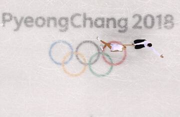 An overhead shot of Russian pair Natalia Zabiiako and Alexander Enbert in the Figure Skating Team Event in Gangneung, South Korea.