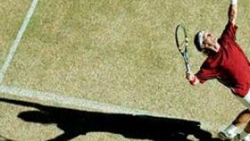 <b>GENIAL.</b> Esto es la Copa Davis y puede pasar cualquier cosa. Carlos Moyá nos mantiene vivos.