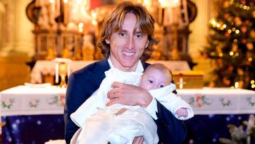 Modric celebra el bautizo navide&ntilde;o de su hija Sof&iacute;a