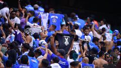 Afición castiga a Cruz Azul en el partido contra Querétaro