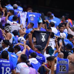 Afición castiga a Cruz Azul en el partido contra Querétaro