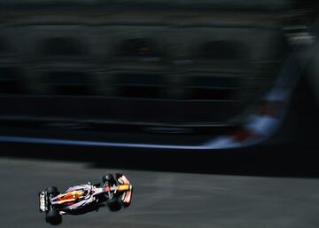 Sergio P¨¦rez durante la sesi¨®n de clasifiaci¨®n al esprint del GP de Azerbaiy¨¢n.