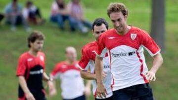 <b>SE PONE A TONO. </b>Murillo lleva dos días entrenando en Lezama tras sus vacaciones.