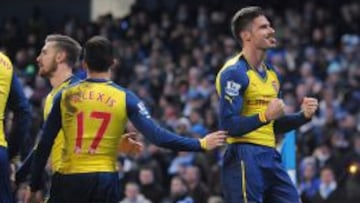 Alexis Sánchez asistió a Olivier Giroud en el último gol del francés.