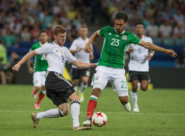 Tras la baja de Néstor Araujo, las probabilidades de Alanís de estar en la Copa del Mundo crecen. Miguel Herrera lo convocó en el 2014 a la selección pero no lo llevó a Brasil.