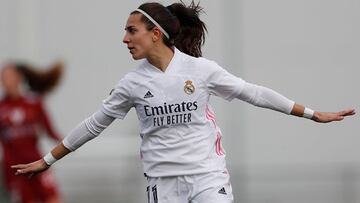 Marta Cardona celebra un gol con el Real Madrid. 