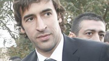 Raúl: "Anfield es una locura"