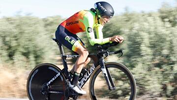 Mavi Garc&iacute;a, durante la contrarreloj femenina de los Campeonatos de Espa&ntilde;a de Ciclismo en Ruta.