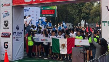 Aficionados de la NFL disfrutan del Fan Race en la CDMX