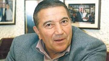 "Siempre sacó gente de abajo. Le gusta trabajar con los jóvenes y siempre hizo grupo, una de sus principales cualidades como entrenador"