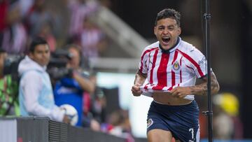 Chivas venci&oacute; a Atlas en el Cl&aacute;sico Tapat&iacute;o de la Liga MX
 