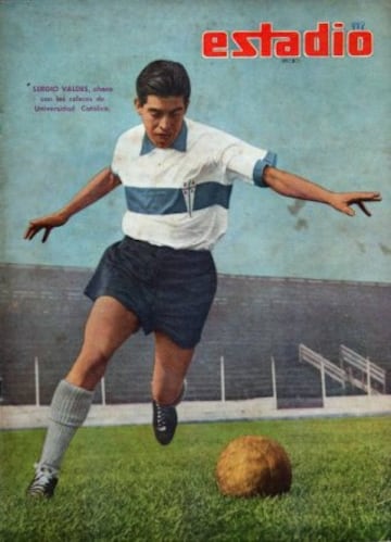 Sergio Valdés: Férreo en la defensa, su gran capacidad de evitar y marcar a los rivales ayudaron al título de 1961.