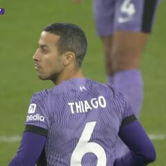Thiago reaparece 284 días después
