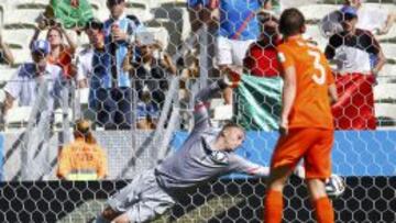 TITULAR. Cillessen es el portero de Van Gaal en el Mundial.
