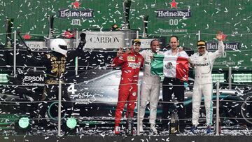 A Vettel no le gustó el trofeo del GP de México ni 'Marioachi'