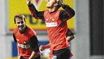 <B>EL TÉCNICO</B>. Sabe lo que va a ocurrir antes de que suceda. Logra mejorar los defectos y explotar las virtudes