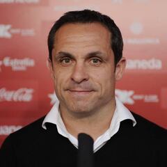 Sergi pide un "compromiso global" para salvar al equipo