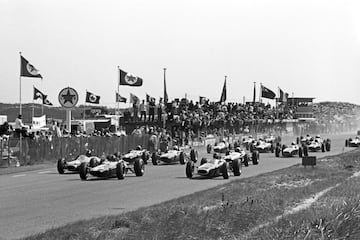 Zandvoort fue uno de los circuitos habituales del Mundial durante más de 30 años: se corrió allí desde 1952 hasta 1985. Jim Clark, con cuatro victorias, fue quien más ganó en un trazado que devolverá a los Países Bajos al calendario de una forma muy distinta. Porque, además de las modificaciones evidentes para actualizarlo y cumplir los estándares de esta época, no se competirá en el recorrido original más amplio, sino en otro mucho más revirado. El regreso debió darse en 2020, pero la pandemia lo aplazó. Sus curvas peraltadas prometen ser un reto.