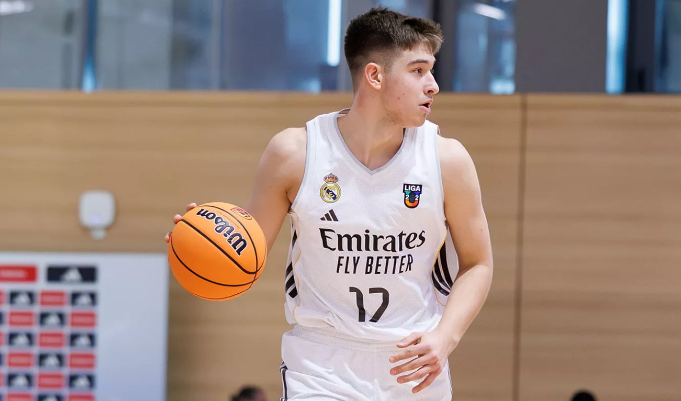 Exhibición del Madrid antes del Clásico