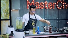 En las más reciente eliminación de Masterchef Celebrity el participante eliminado fue el actor, Aco Pérez.