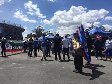 El Estadio Azteca se pintó de celeste en el regreso de Cruz Azul