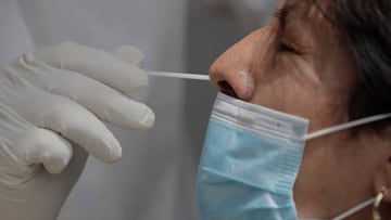 Medical personnel perform COVID-19 screening tests outside the T-III Dr. Juan Duque de Estrada Health Centre in Mexico City. (Photo by Gerardo Vieyra/NurPhoto via Getty Images)