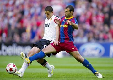 La cereza del pastel de su primera temporada fue en Wembley. Alex Ferguson premió a Chicharito al colocarlo en el once titular de los Red Devils en la final de la Champions en 2011; con ello, se convirtió en el segundo mexicano en disputar el partido de c