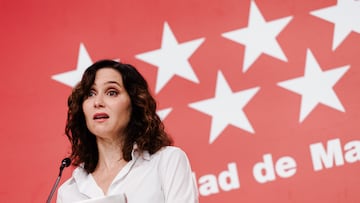 La presidenta de la Comunidad de Madrid, Isabel Díaz Ayuso, comparece en la Real Casa de Correos para denunciar la ruptura de la caja común, a 14 de julio de 2025, en Madrid (España). La presidenta se refiere a la posibilidad de que Cataluña, en el marco de la reforma del sistema de financiación autonómica que se está negociando entre el Gobierno central y la Generalitat, obtenga un régimen fiscal propio similar al del País Vasco o Navarra, lo que en la práctica permitiría a Cataluña recaudar y gestionar la mayor parte de sus impuestos y luego transferir una cantidad pactada al Estado por los servicios comunes.
14 JULIO 2025
Carlos Luján / Europa Press
14/07/2025