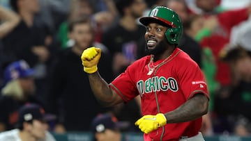 MIAMI, FLORIDA - MARCH 20: Randy Arozarena #56 celebrates on his way to scoring off an Alex Verdugo #27 of Team Mexico double in the eighth inning against Team Japan during the World Baseball Classic Semifinals at loanDepot park on March 20, 2023 in Miami, Florida. Megan Briggs/Getty Images/AFP (Photo by Megan Briggs / GETTY IMAGES NORTH AMERICA / Getty Images via AFP)