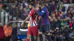 Diego Costa se va expulsado del Barcelona-Atl&eacute;tico, acompa&ntilde;ado pro Piqu&eacute;.