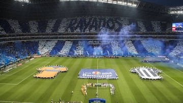 ¡Enorme recibimiento! Así fue el mosaico de la afición de Rayados para la final de vuelta