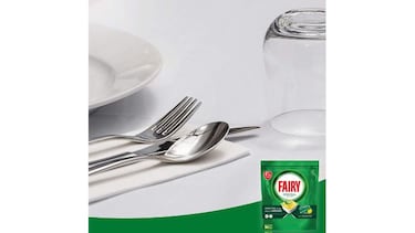 Limpia tu vajilla con las cápsulas Fairy Original Todo en 1, un éxito en Amazon con 8.000 valoraciones