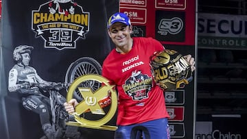 Toni Bou celebra su título de X-Trial.
