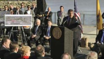 <b>PRESENTACIÓN. </b>Christie con el 'Skyline' de Manhattan como fondo.