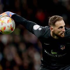 Oblak, a la caza de Godín