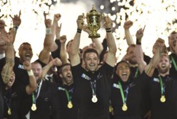 Los All Blacks de Nueva Zelanda reeditaron su título de Campeones del Mundo de rugby.
