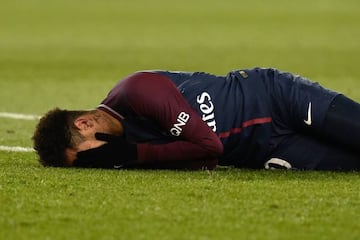 Neymar is a doubt for Paris Saint-Germain's Champions League last-16 second leg against Real Madrid after being carried off with an ankle injury on Sunday.