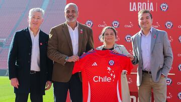 Fundación Imagen de Chile y la Roja firman importante acuerdo