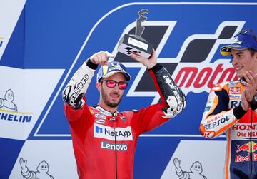 Andrea Dovizioso en el podio del Gran Premio de Aragón de MotoGP. 