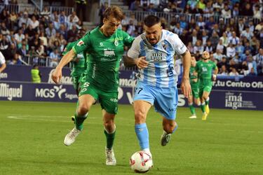 Aprobados y suspensos del Racing en La Rosaleda: Ezkieta lo par¨® todo