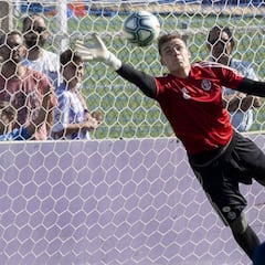 Lunin, cerca de irse al Oviedo