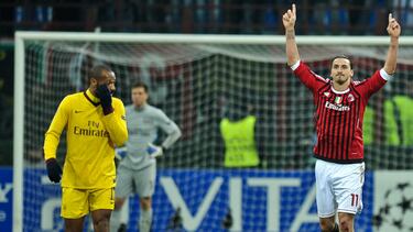 'Ibra' anotó 49 goles en 124 partidos. Jugó la Champions con Ajax, Juventus, Inter de Milán, FC Barcelona, AC Milán, PSG y Manchester United.